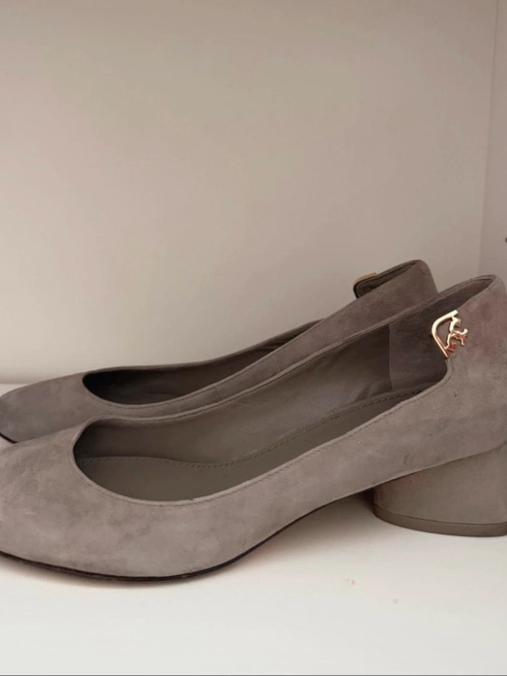 Tory Burch Elizabeth round to pump